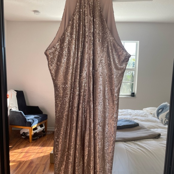 Halston champagne sequin halter dress. Size 12. Super comfortable and light. - Picture 3 of 5